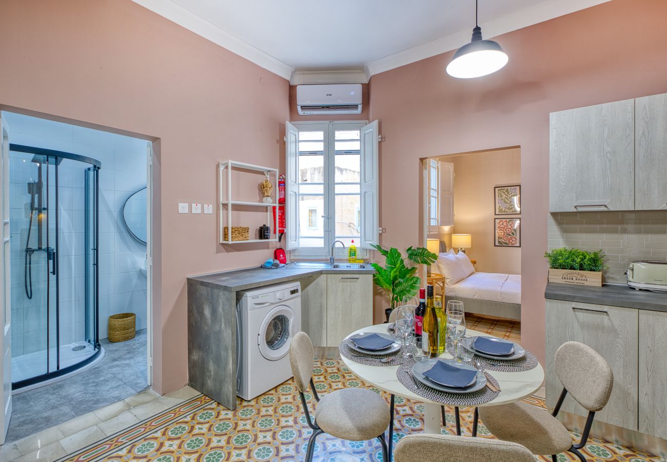 Apartamento en Floriana - Charming traditional 2 bedroom near Valletta GBAL1-1