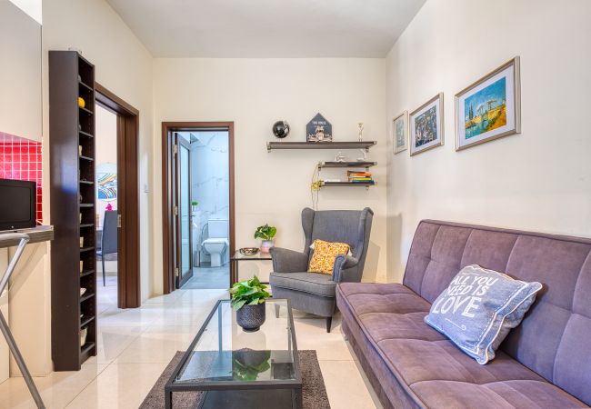 Apartamento en St Julian's - Cosy 1-Bedroom with balcony in St. Julian’s AEBE1-1