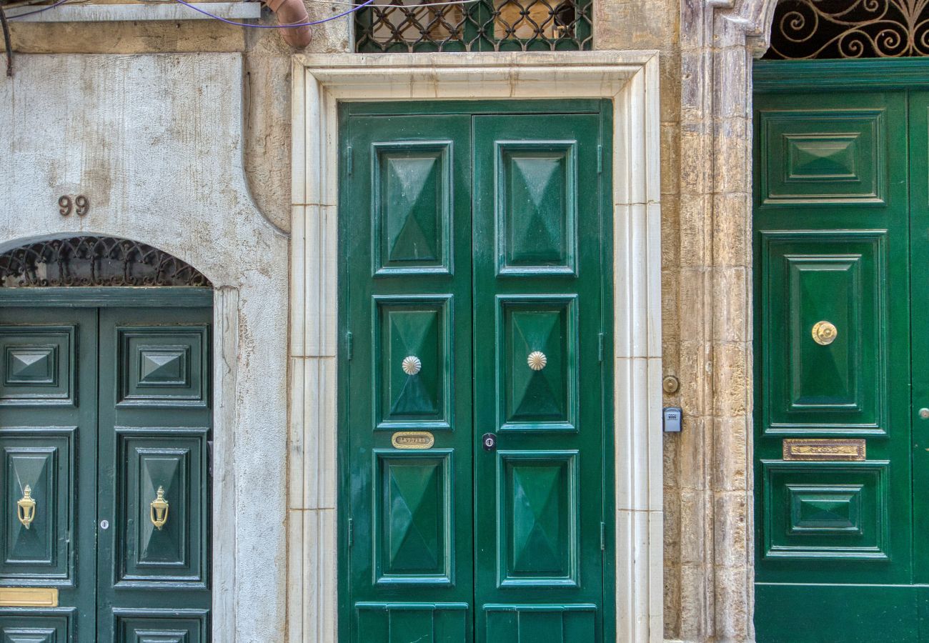 Apartamento en Valletta - Luxury studio with Maltese balcony LDEM2-1