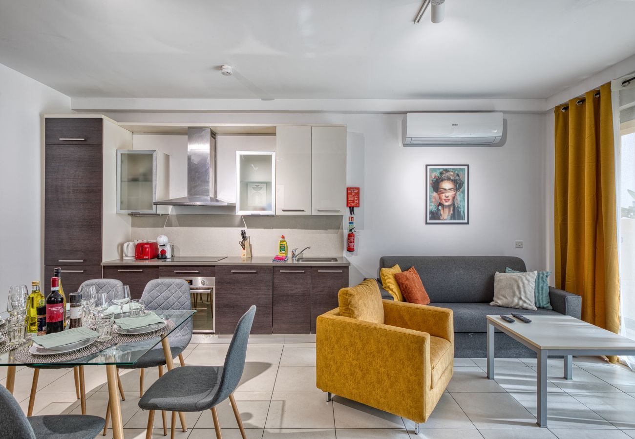 Apartamento en St Julian's - Spacious 2 bedroom apartment in Spinola Bay CGRE1-1