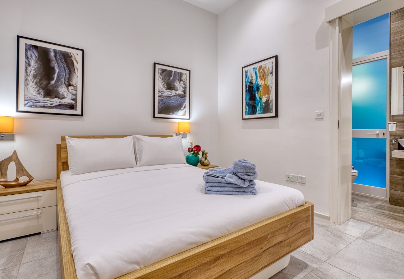 Casa en Valletta - Luxury 2bedroom house with large back yard RABE1-2