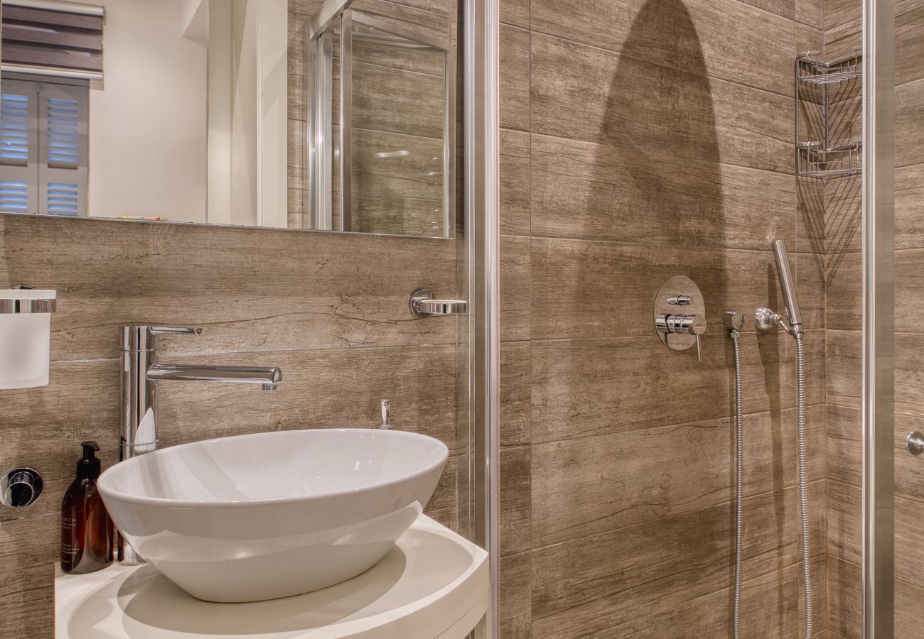 Casa en Valletta - Luxury 2bedroom house with large back yard RABE1-2