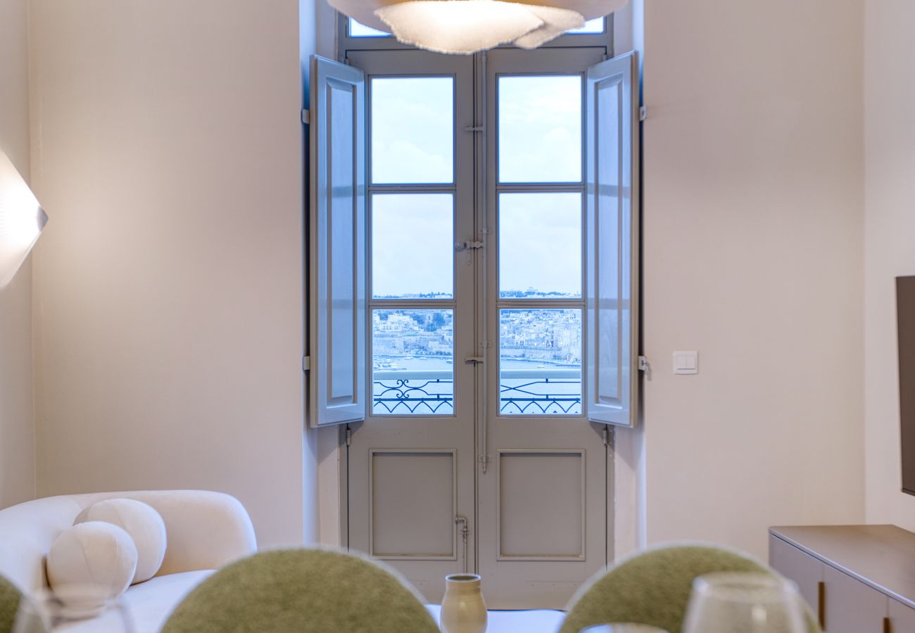 Apartamento en Valletta - Elegant seaview 2 bedroom flat with balcony LDEM1-5