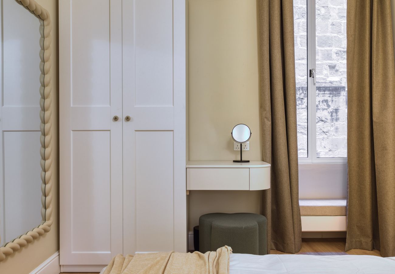 Apartamento en Valletta - Elegant seaview 2 bedroom flat with balcony LDEM1-5