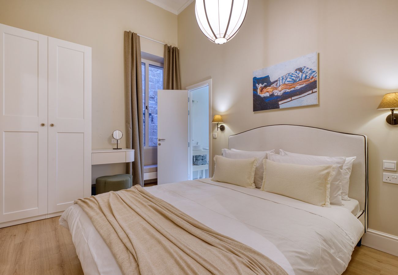 Apartamento en Valletta - Elegant seaview 2 bedroom flat with balcony LDEM1-5