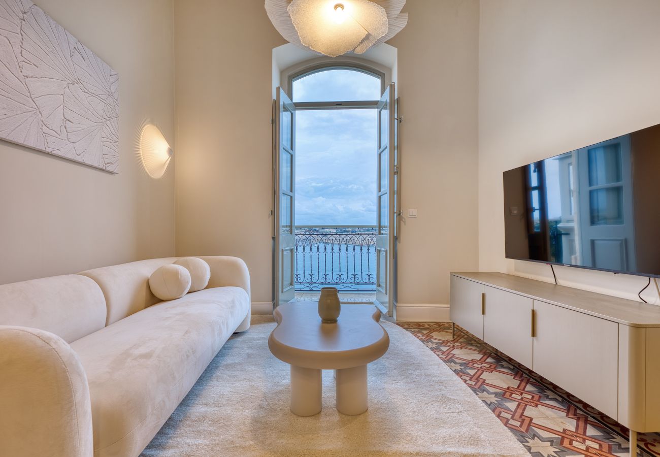 Apartamento en Valletta - Elegant seaview 2 bedroom flat with balcony LDEM1-5