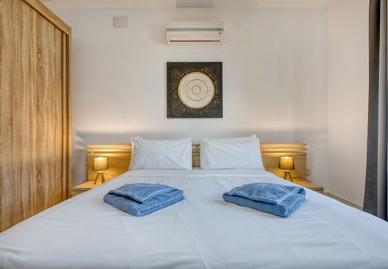 Apartamento en St Julian's - Bright, modern & spacious 3 bedroom flat MMIC1-1