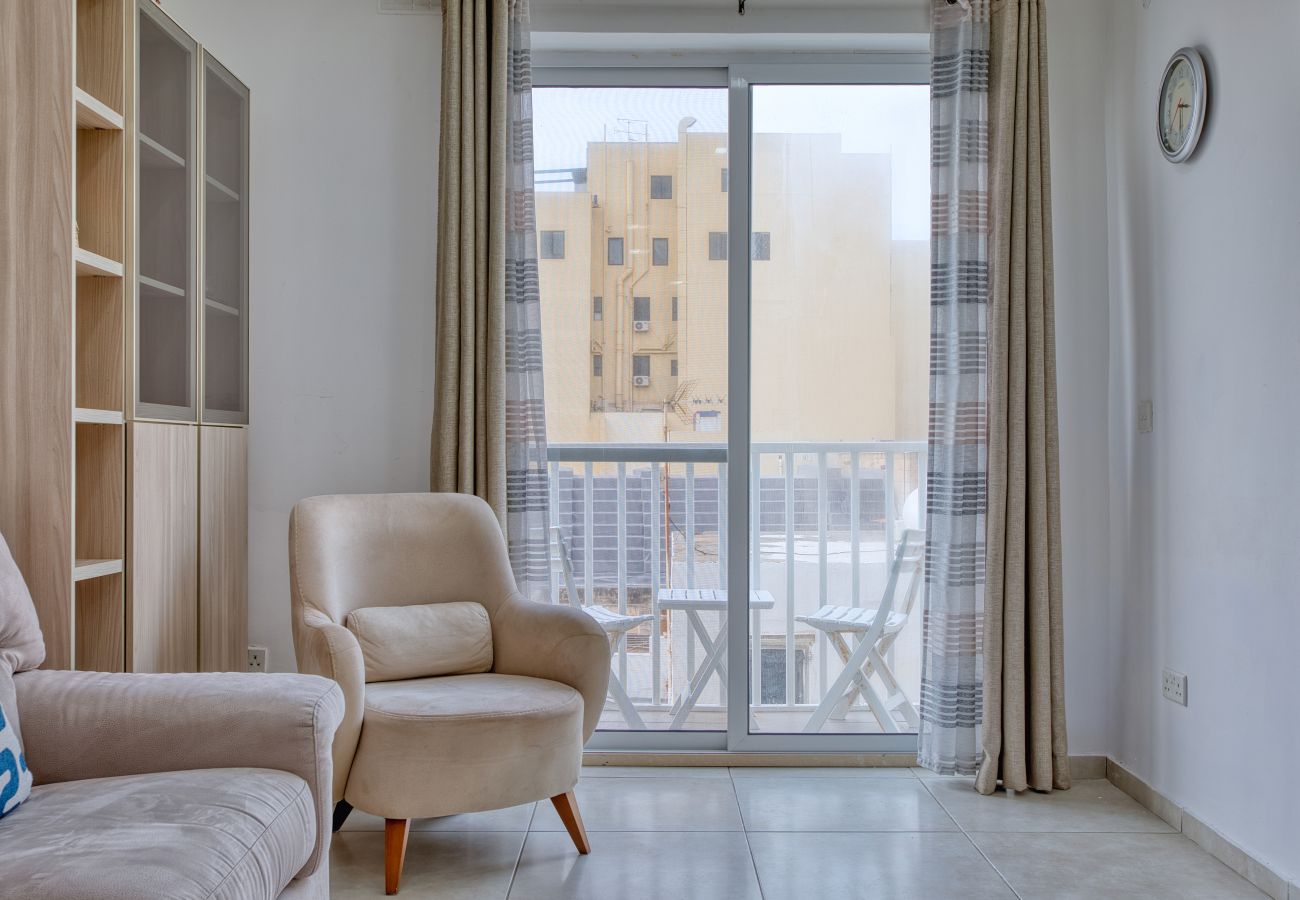 Apartamento en Sliema - Charming 2bedroom flat, creek view balcony EMAG1-1