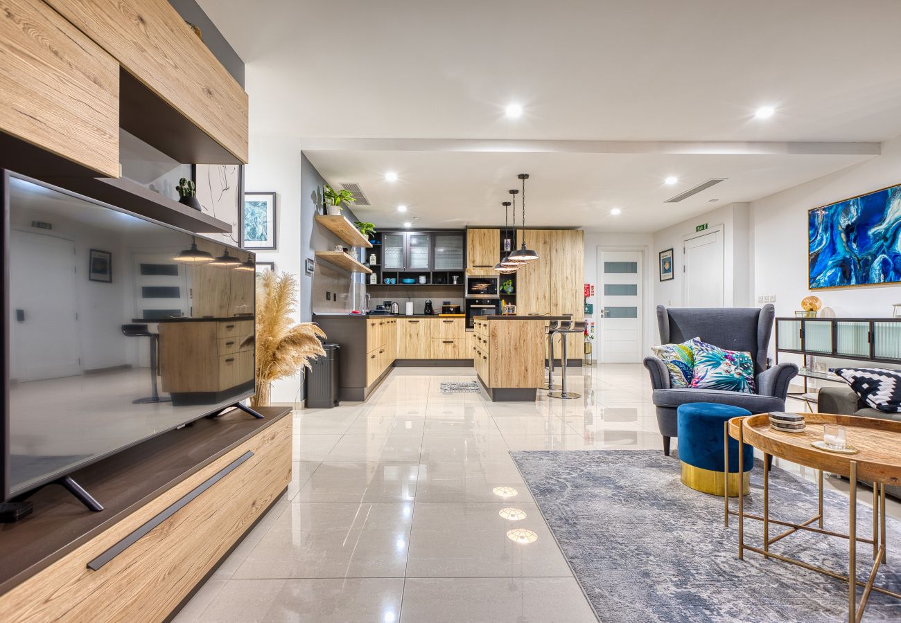 Apartamento en Swieqi - Luxury & spacious 2 bedroom apartment RGAT1-1