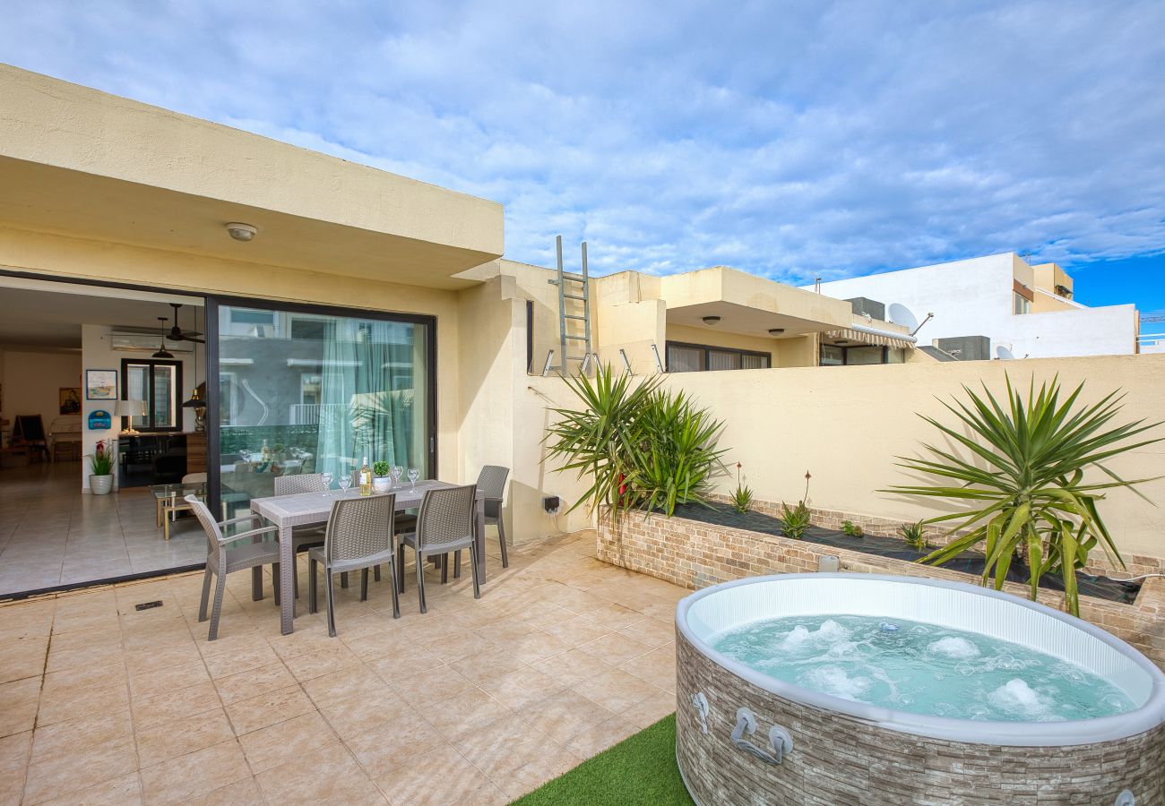 Apartamento en Marsaskala - Elegant apartment, large sun terrace, hot tub SMAS1-1 