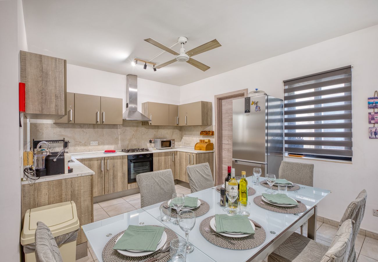 Apartamento en Marsaskala - Elegant apartment, large sun terrace, hot tub SMAS1-1 