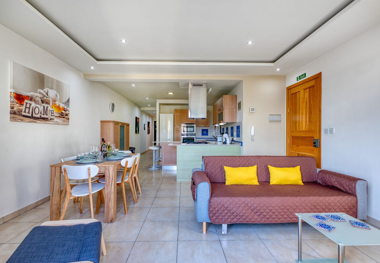 Apartamento en Marsaskala - Charming 2 bedroom flat close to the beach RMUS1-1