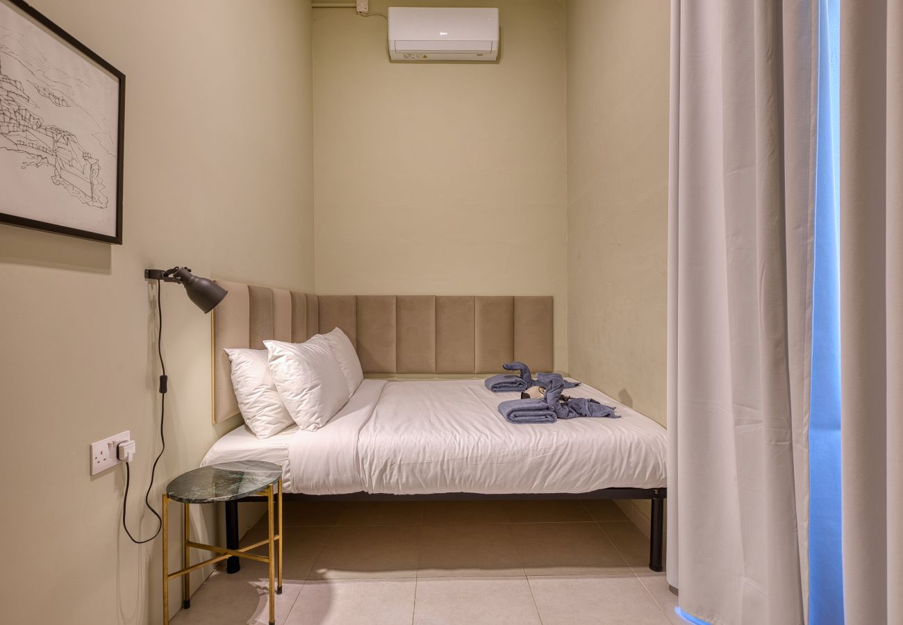 Apartamento en L-Isla - Stylish 2 bedroom flat, breath taking views BBRI1-1