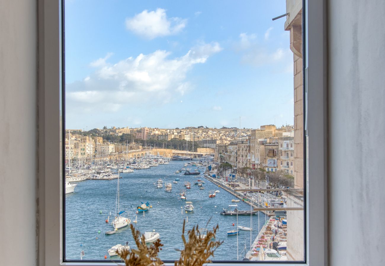 Apartamento en L-Isla - Stylish 2 bedroom flat, breath taking views BBRI1-1