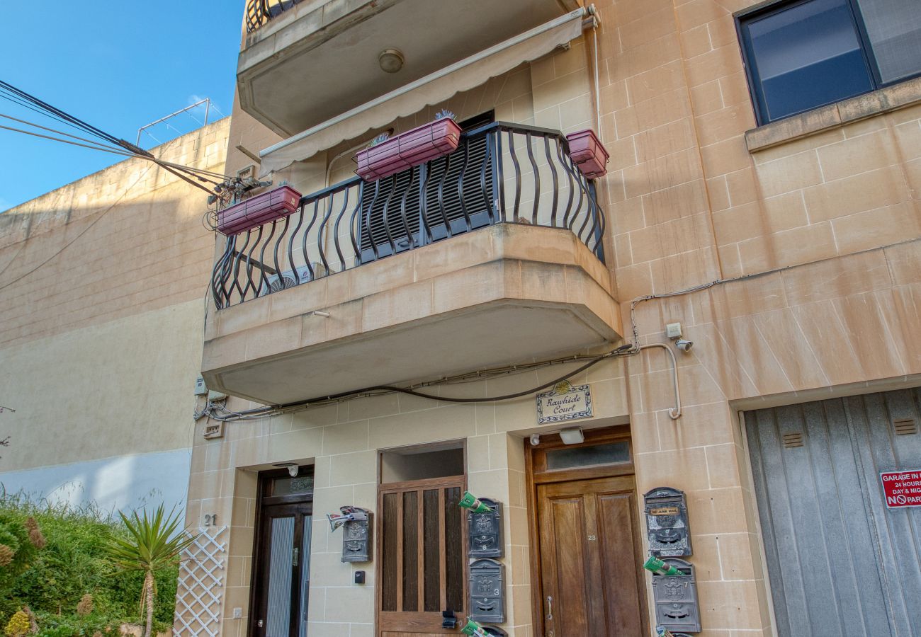 Apartamento en Swieqi - Modern and cosy 2 bedroom flat with balcony BSAI1-1