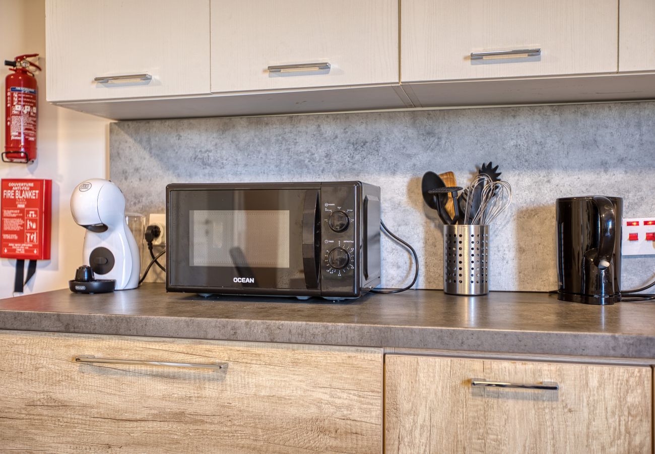 Apartamento en Swieqi - Modern and cosy 2 bedroom flat with balcony BSAI1-1