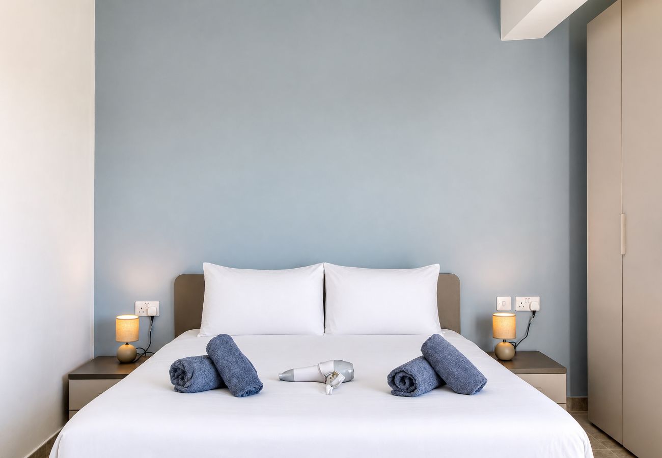 Apartamento en San Gwann - 2 bedroom flat with balcony, valley views KARP1-8
