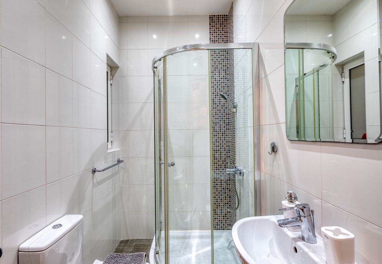 Apartamento en Sliema - Modern 2 bedroom flat with yard in Sliema NBOR1-1