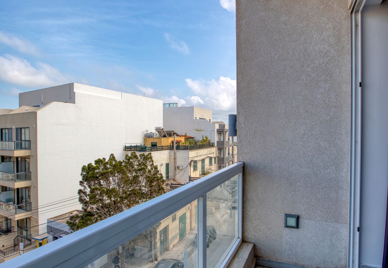 Apartamento en Swieqi - Luxury duplex apartment, sun terrace, jacuzzi SDIN1-1