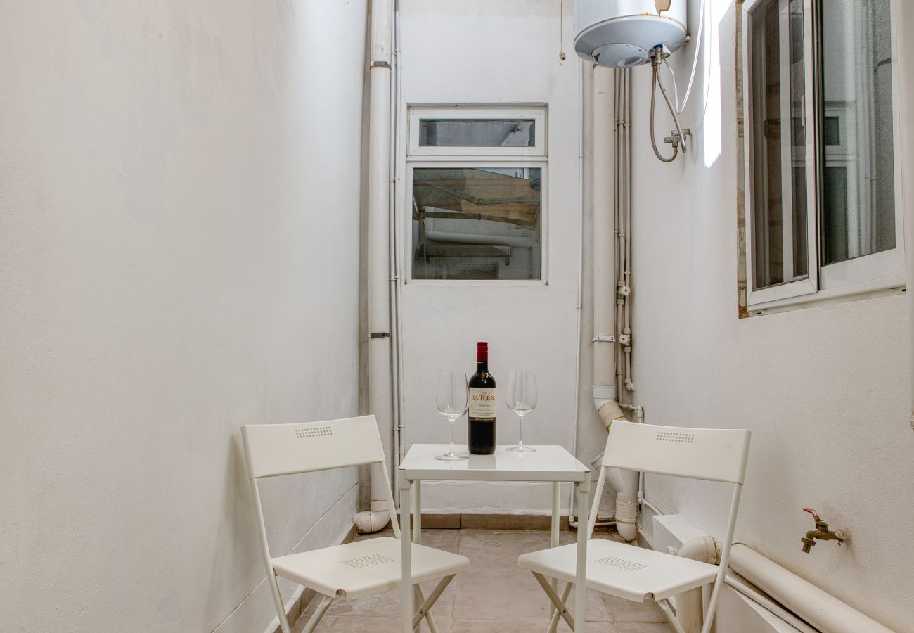 Casa en Hamrun - Luxury maisonette with yard in central Malta RIAN1-1