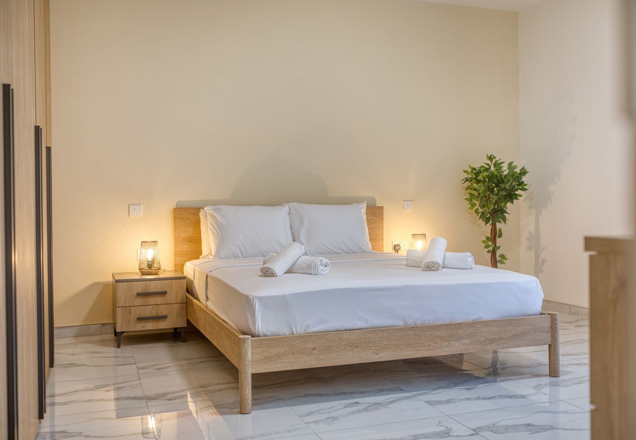 Apartamento en San Gwann - Stylish and bright 2 bedroom with balcony DCAR1-1