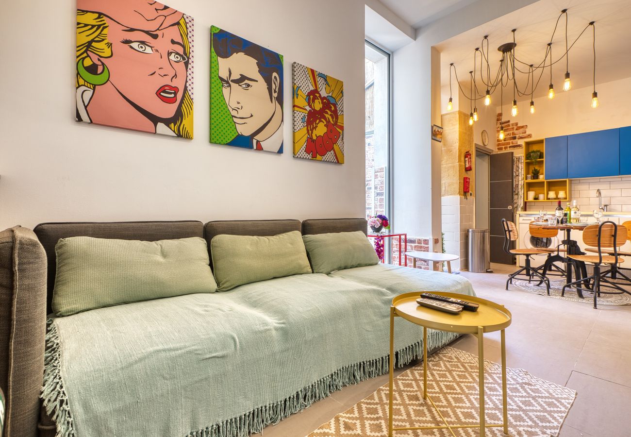 Casa en Sliema - Stylish maisonette with yard near seafront IVEL1-1