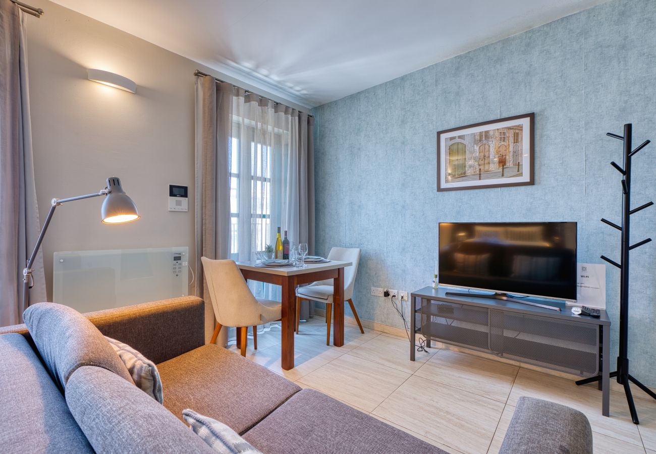 Apartamento en Sliema - Spacious studio, balcony & shared terrace GOTWN6