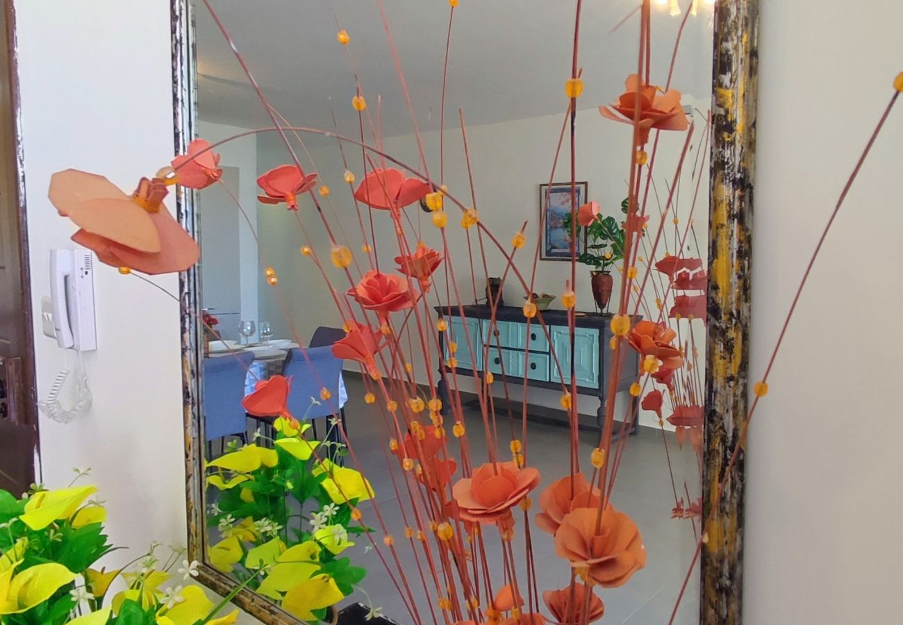 Apartamento en L-Għarb - Bright & spacious 2 bedroom flat, terrace GZ-YPIZ1-1