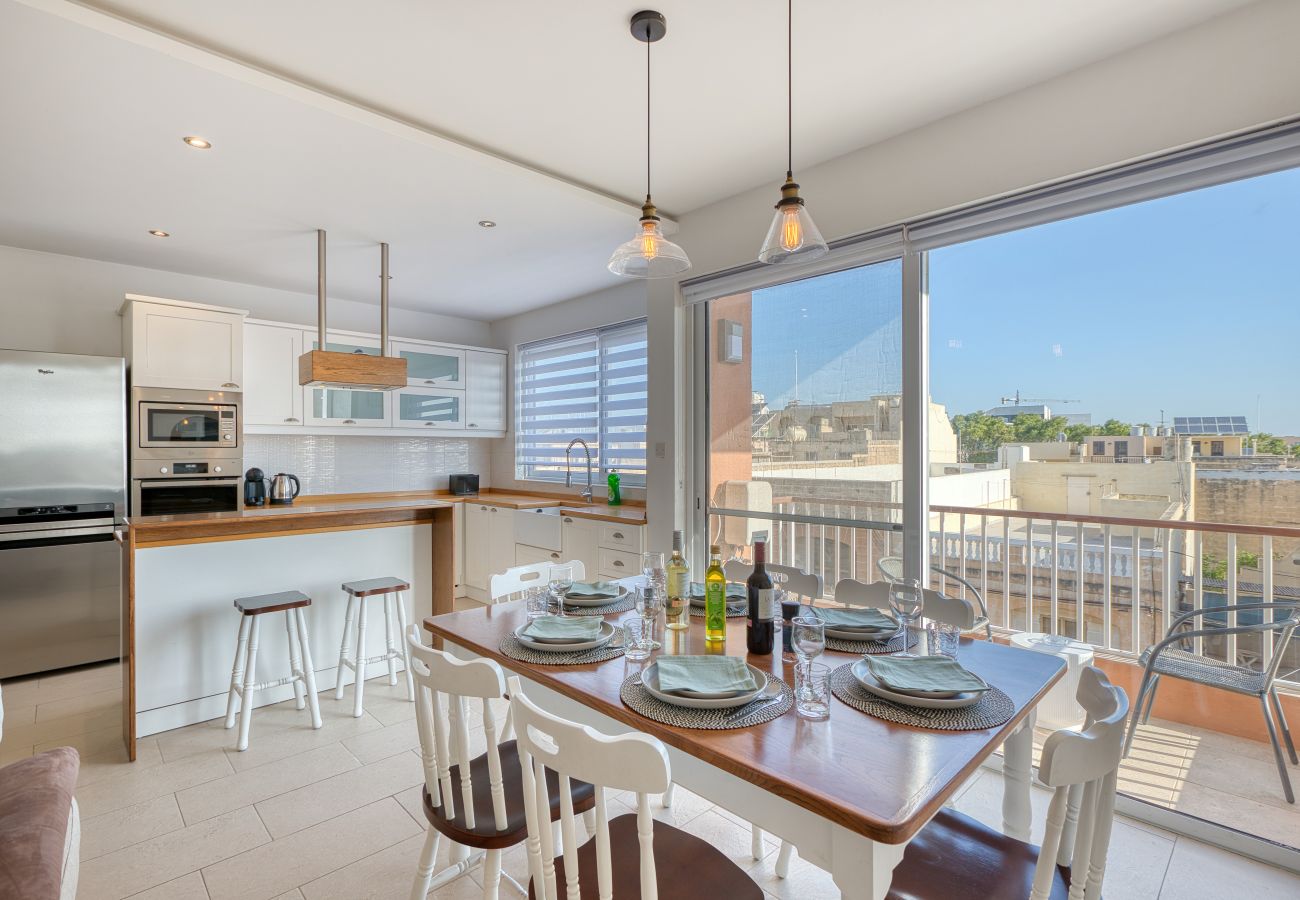 Apartamento en Ghaxaq  - Bright & airy 3 bedroom flat with balcony LAGI1-1