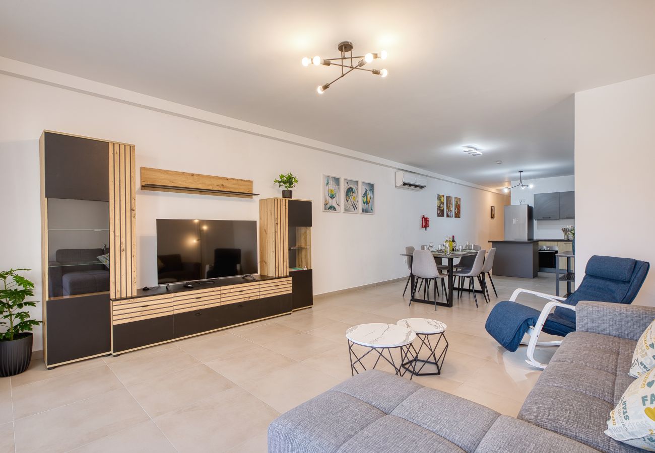 Apartamento en St. Paul’s Bay - Bright & luxury apartment with 2 balconies JVEL1-1