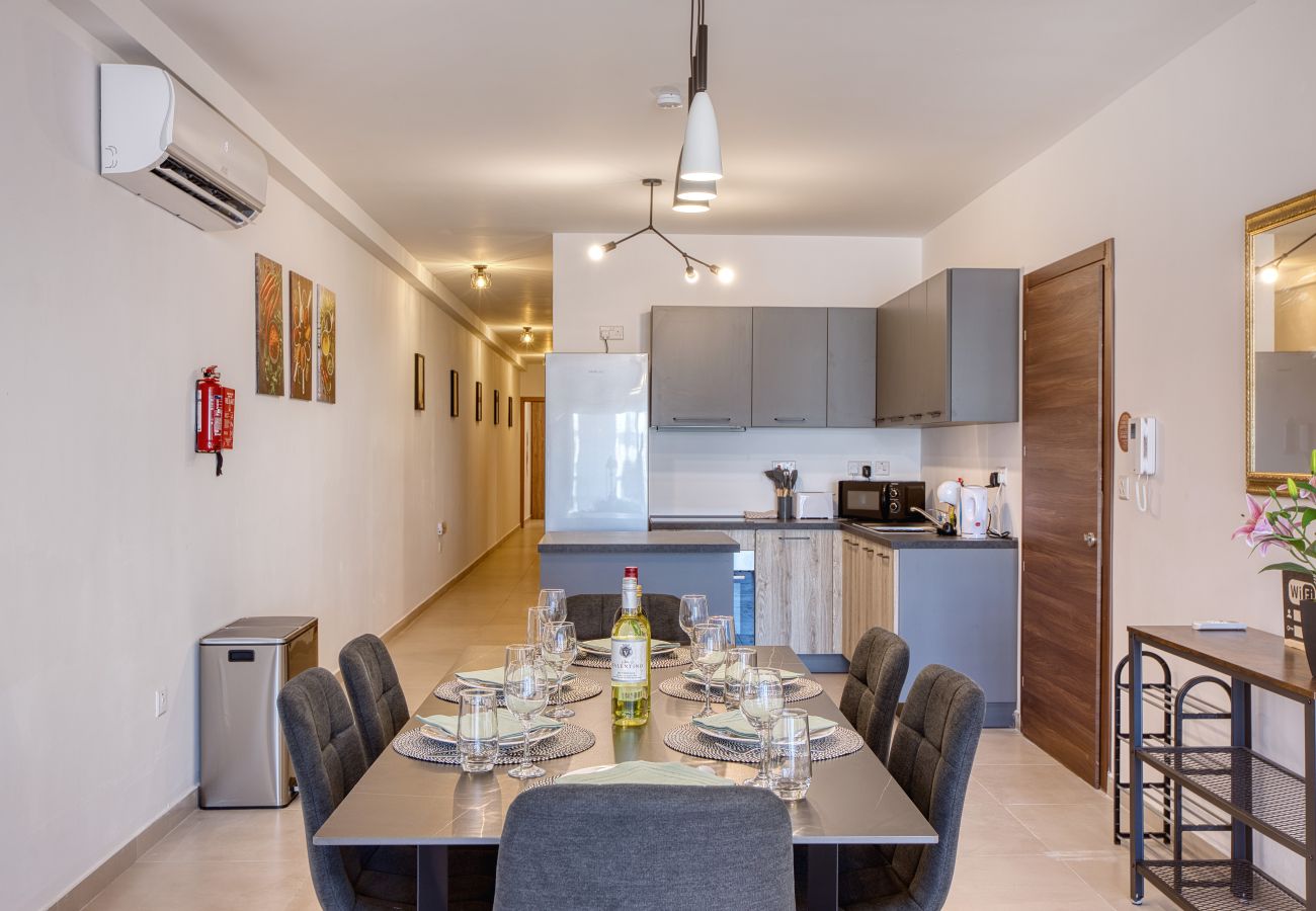 Apartamento en St. Paul’s Bay - Large & stylish apartment with 2 balconies JVEL1-2
