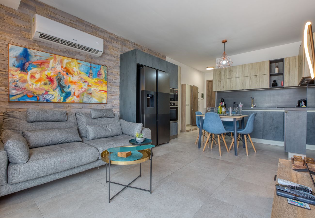 Apartamento en Msida - Beautiful penthouse with terrace & jacuzzi WVID1-2