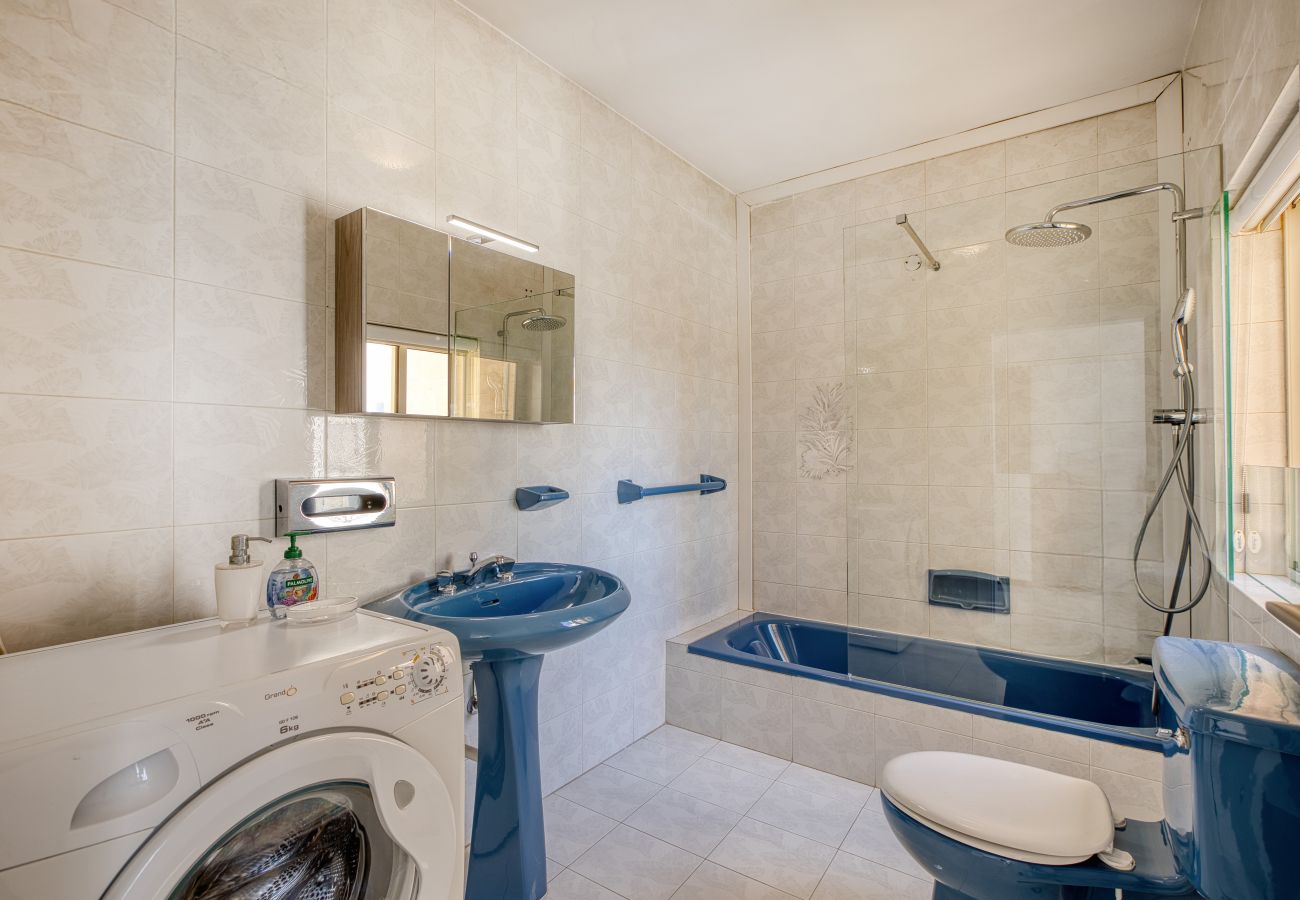 Apartamento en Sliema - Spacious & bright apartment, sun terrace PGAL1-1