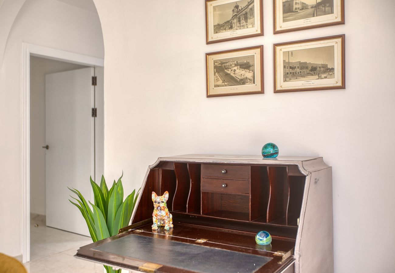 Apartamento en Sliema - Spacious & bright apartment, sun terrace PGAL1-1