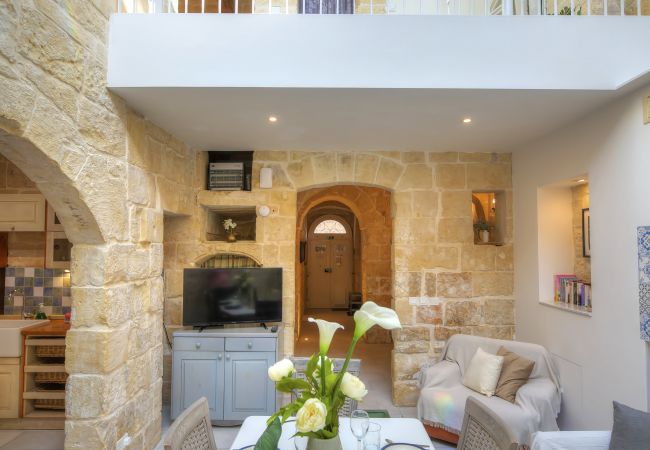 Maison à Hal Lija - Spacious Village Home with skylight EBAR1-1