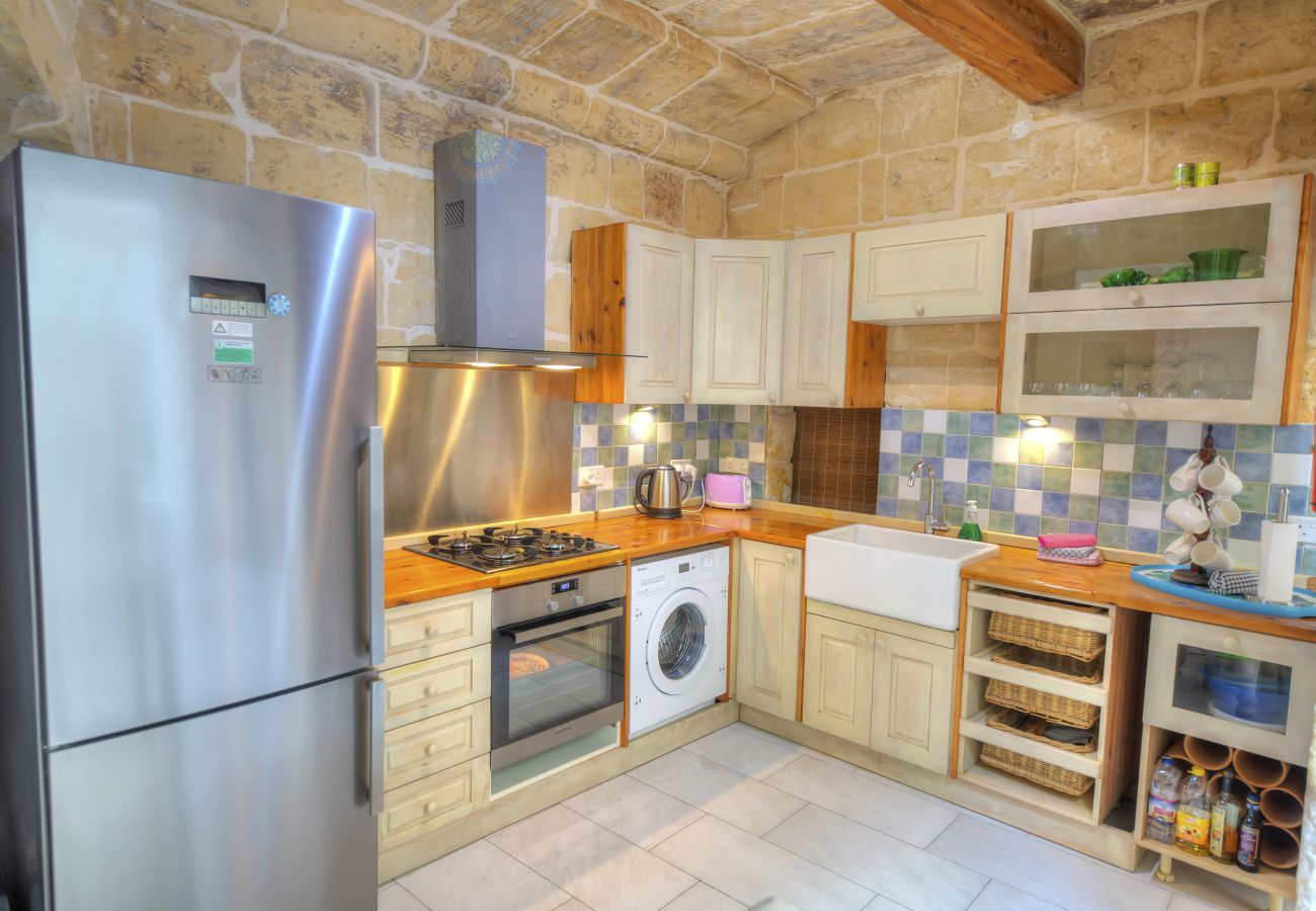 Maison à Hal Lija - Spacious Village Home with skylight EBAR1-1