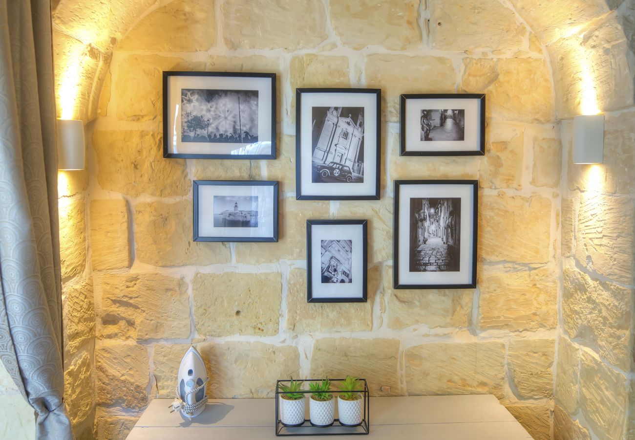 Maison à Hal Lija - Spacious Village Home with skylight EBAR1-1