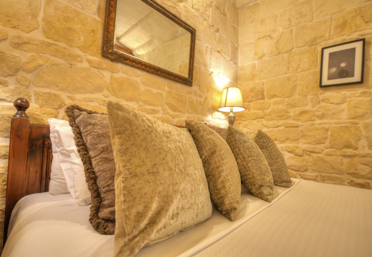 Maison à Hal Lija - Spacious Village Home with skylight EBAR1-1
