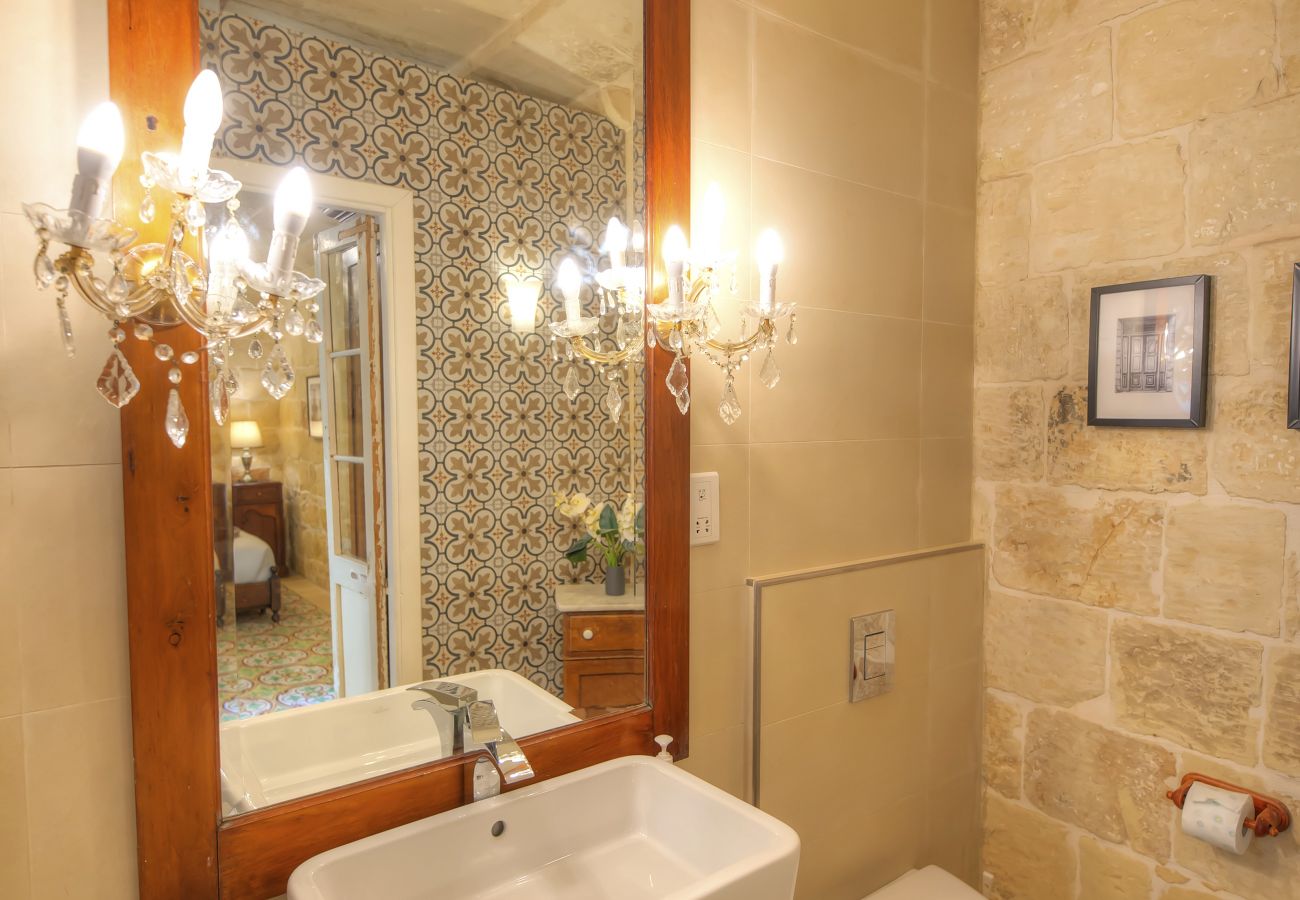 Maison à Hal Lija - Spacious Village Home with skylight EBAR1-1