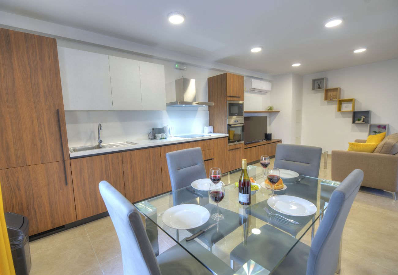 Appartement à Gzira - Beautifully furnished 2 bedroom apartment DDIF1-3