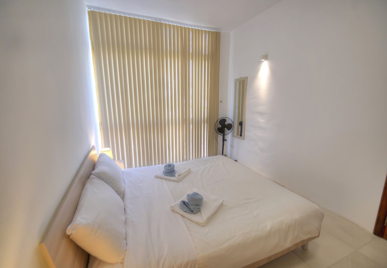 Appartement à St Julian's - Large, elegant 2bdm flat in St. Julian's DBRI1-1
