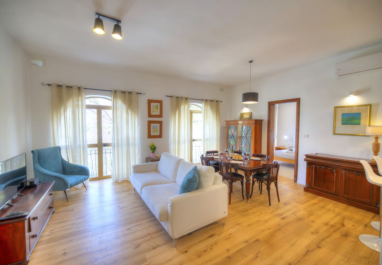 Appartement à St Julian's - Large, elegant 2bdm flat in St. Julian's DBRI1-1
