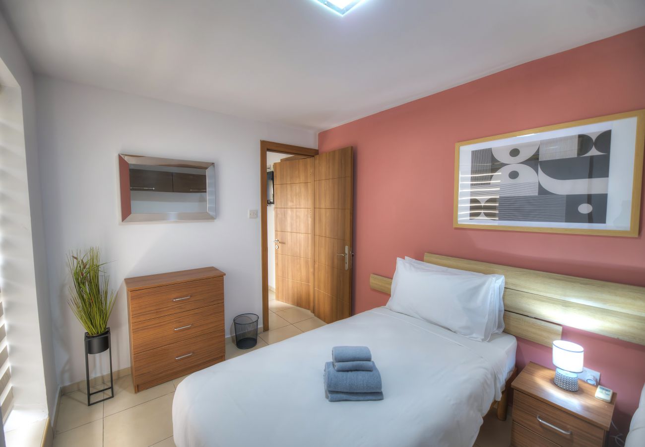 Appartement à St Julian's - Comfortable 2bedrooms in Paceville, balcony JPOR3