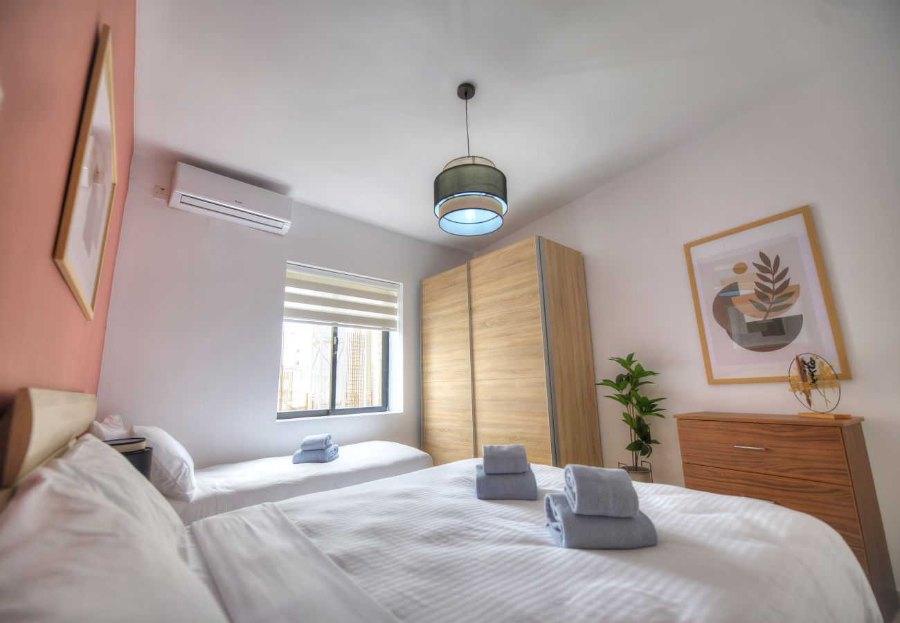 Appartement à St Julian's - Comfortable 2bedrooms in Paceville, balcony JPOR3