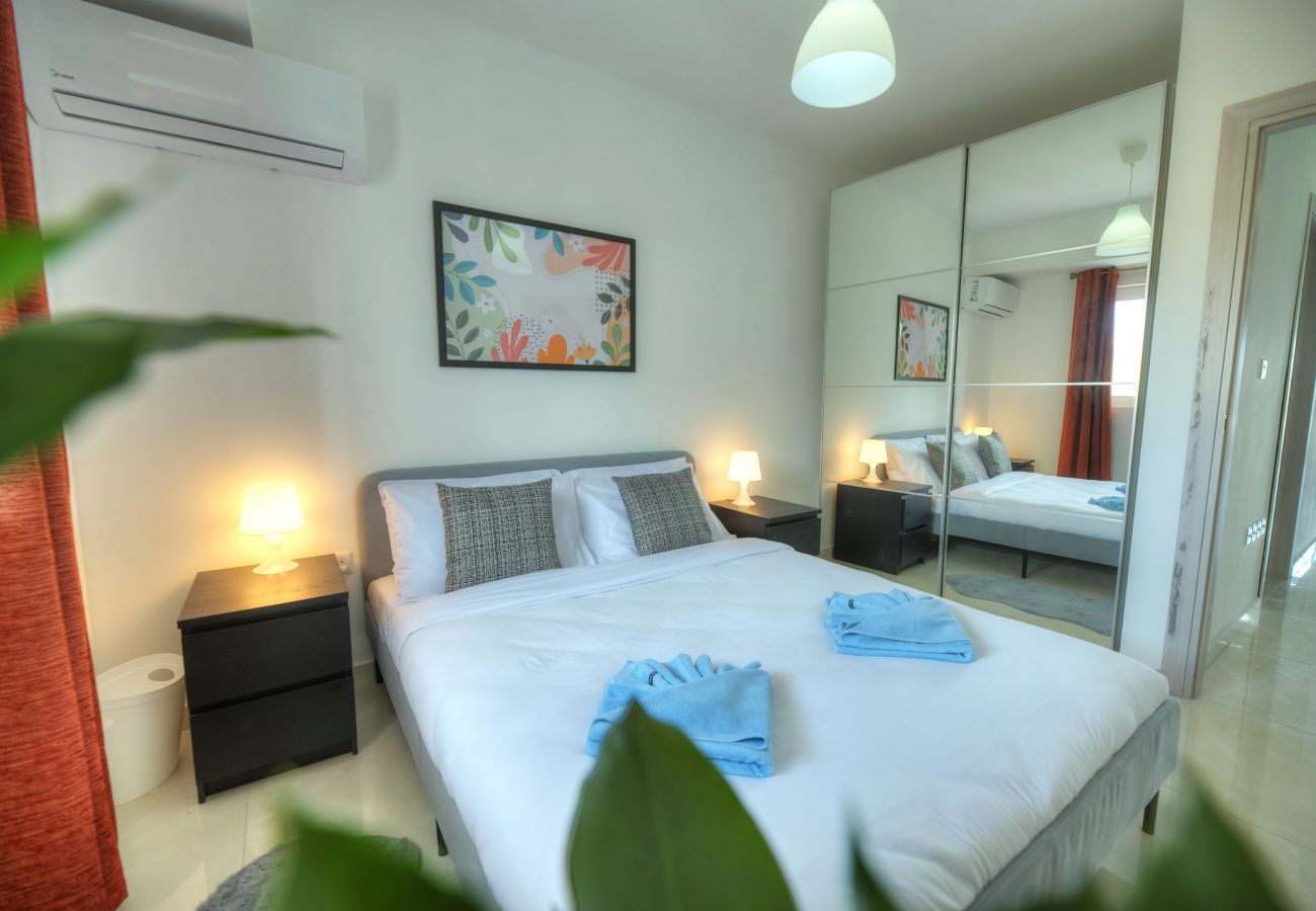 Appartement à Gzira - Bright & modern 2bedrooms with sea views GOGZR1-2