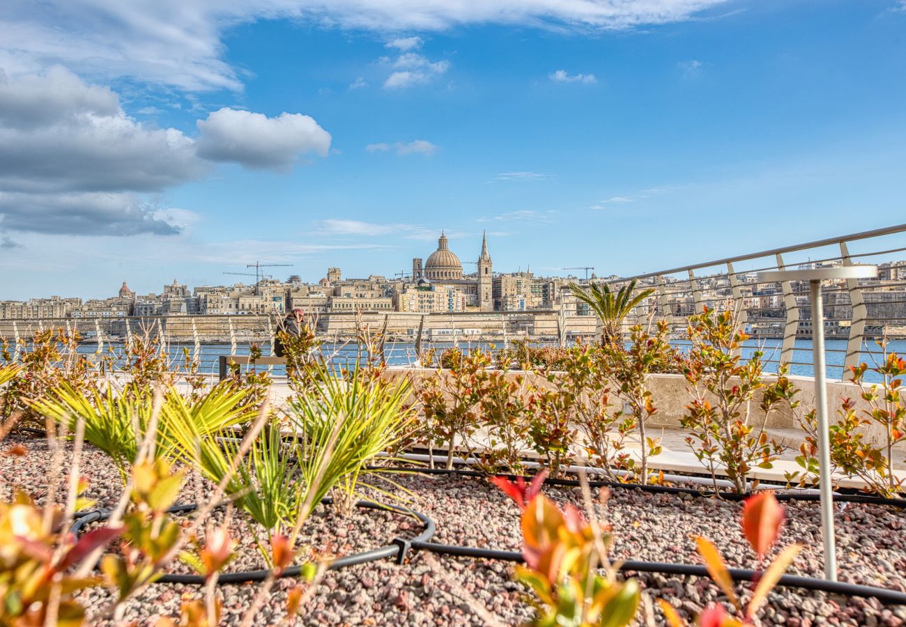 Appartement à Sliema - Roof terrace, Seaview 3 bedroom penthouse GOSLM-11