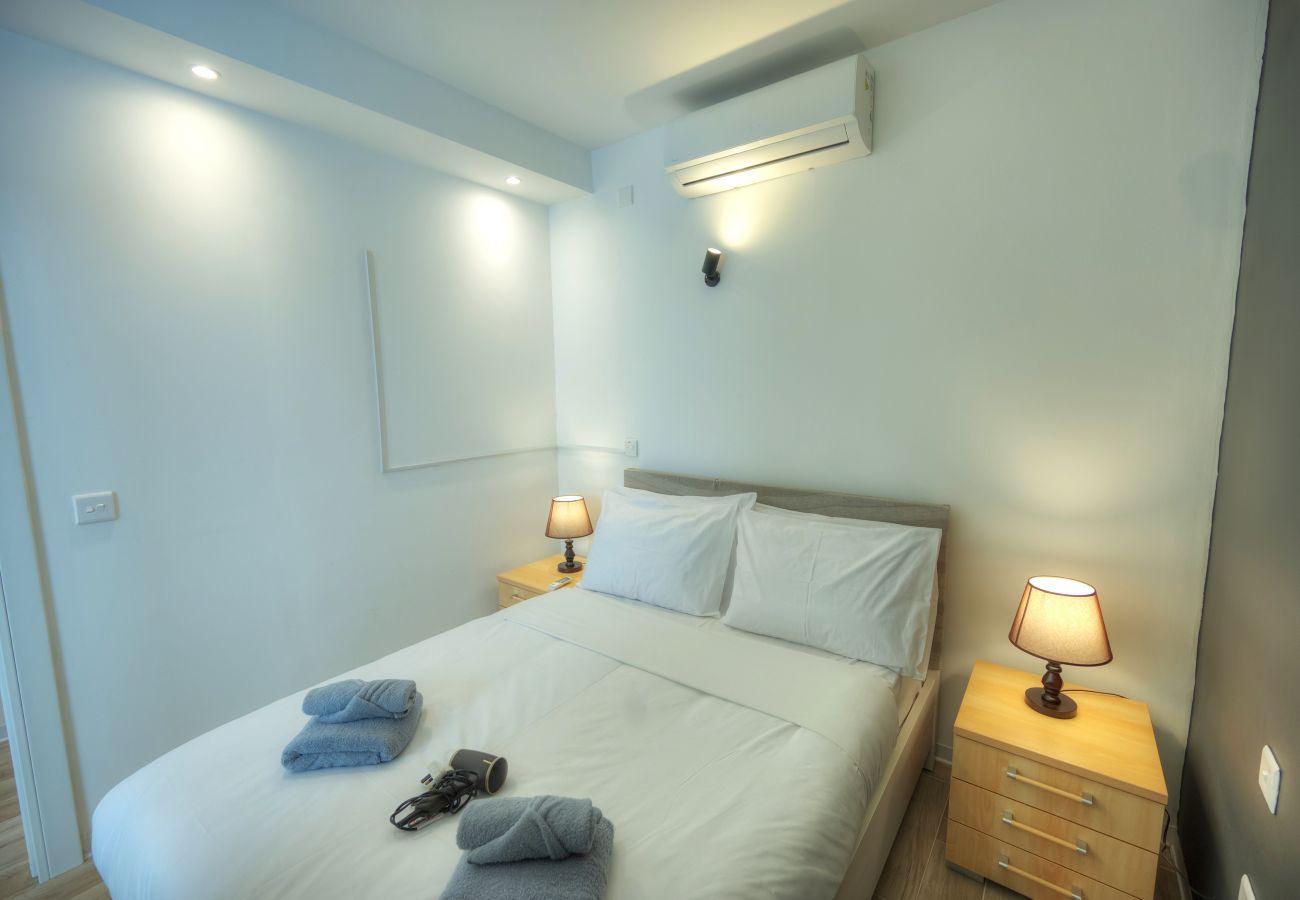 Appartement à Gzira - Luxury penthouse with sun terrace & jacuzzi RJOR1-1