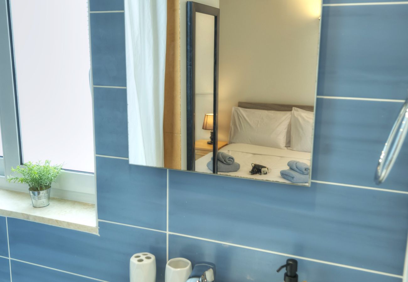 Appartement à Gzira - Luxury penthouse with sun terrace & jacuzzi RJOR1-1