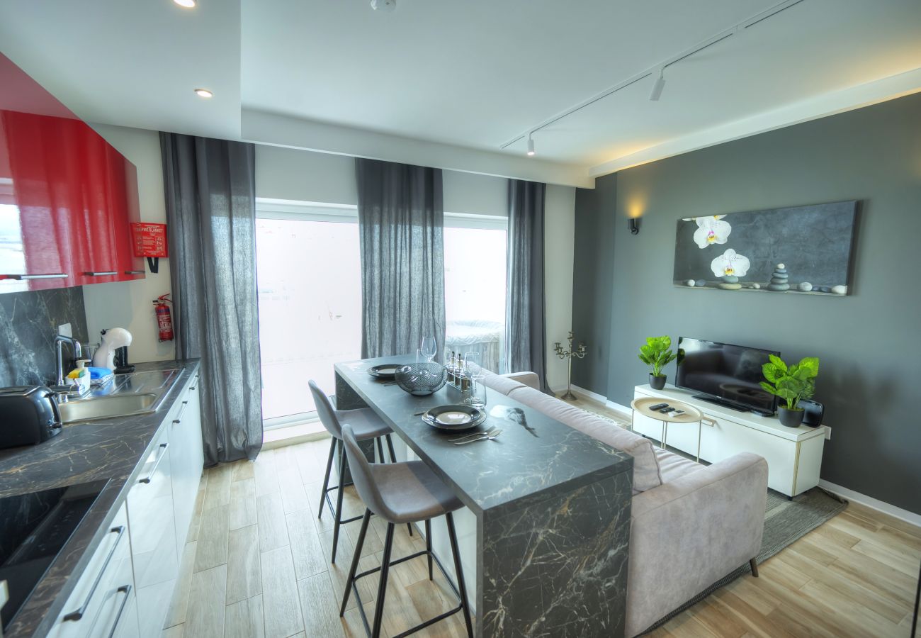 Appartement à Gzira - Luxury penthouse with sun terrace & jacuzzi RJOR1-1