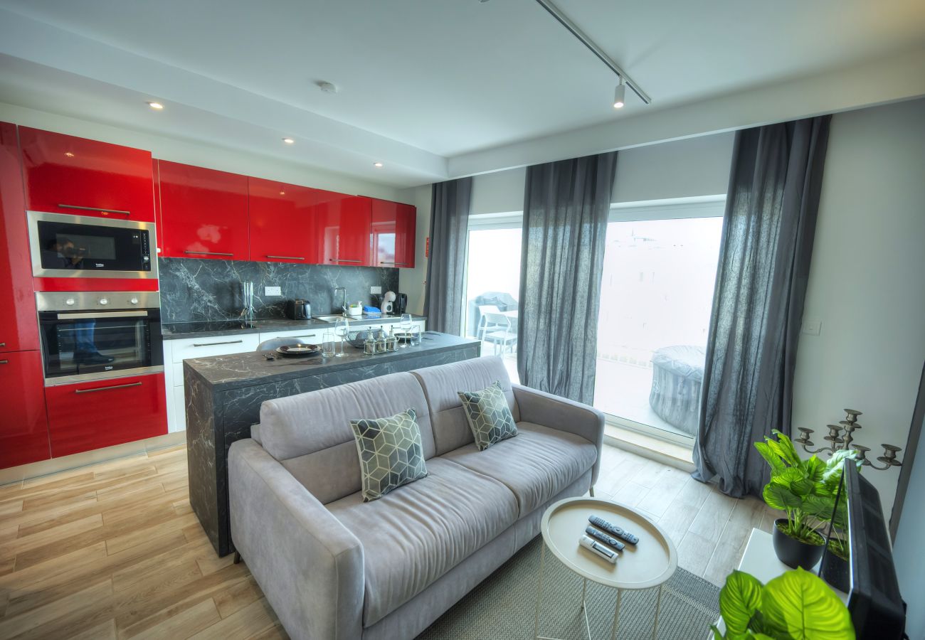 Appartement à Gzira - Luxury penthouse with sun terrace & jacuzzi RJOR1-1
